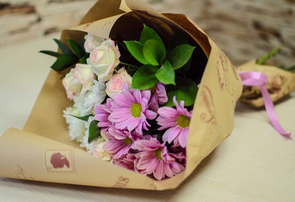 Букет цветов из: Розы и Хризантемы в Шерегеше