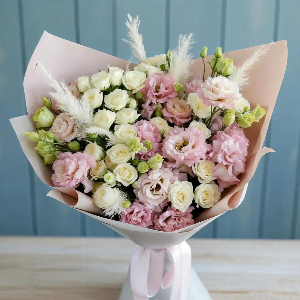 Букет цветов из: Альстромерии и Розы в Шерегеше