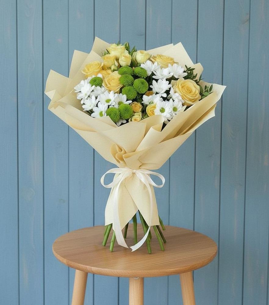 Букет цветов из: Хризантемы и Розы в Шерегеше