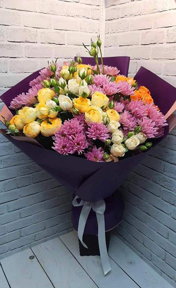 Букет цветов из: Хризантемы и Розы в Шерегеше