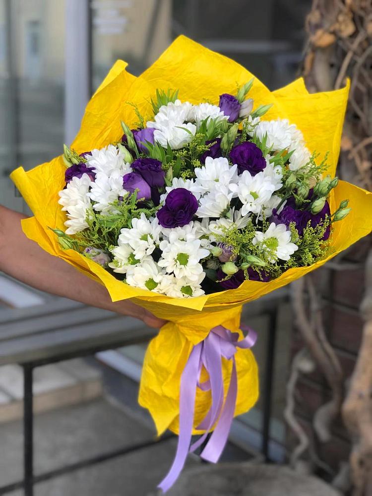 Букет цветов из: Ирисы, Хризантемы и Ромашки в Шерегеше