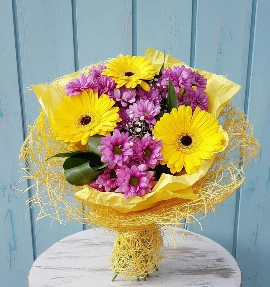 Букет цветов из: Хризантемы и Герберы в Шерегеше