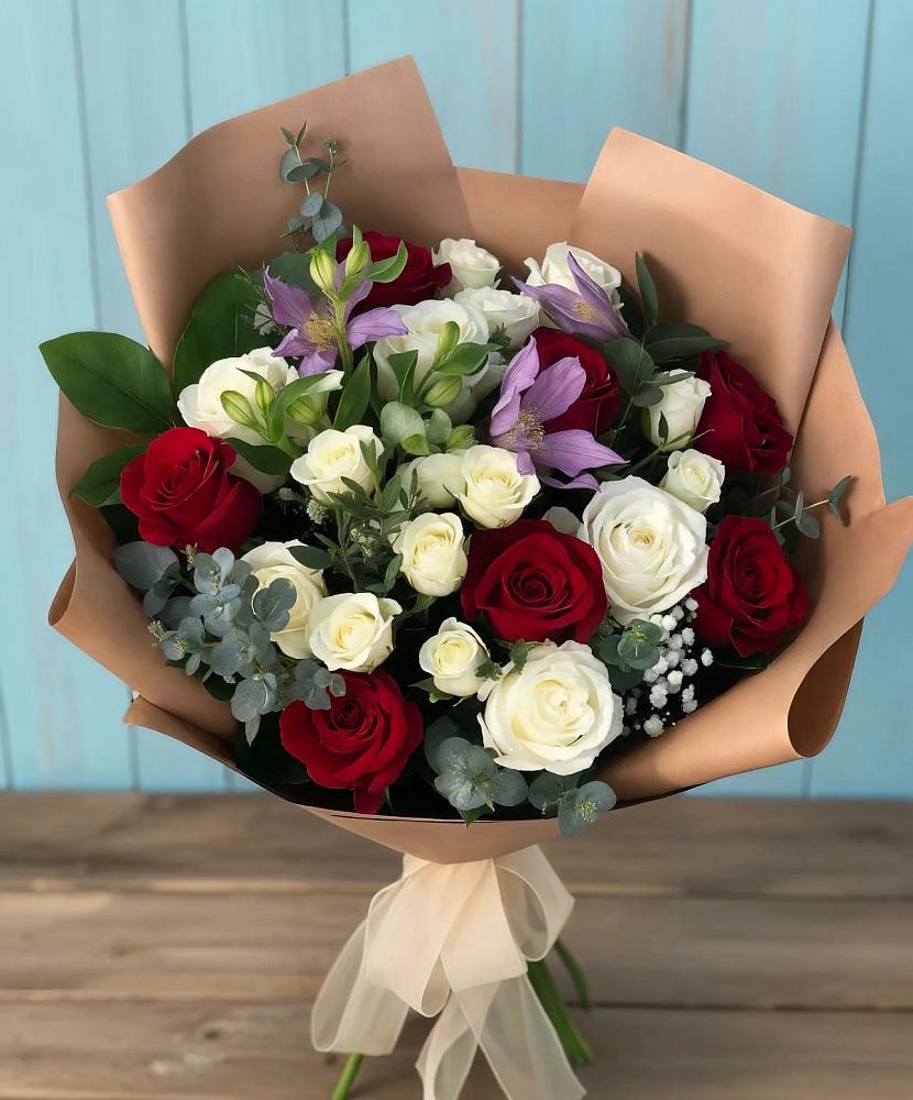 Букет цветов из: Розы и Альстромерии в Шерегеше