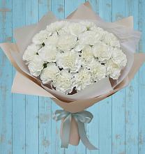 Букет цветов из:  Гвоздики в Шерегеше